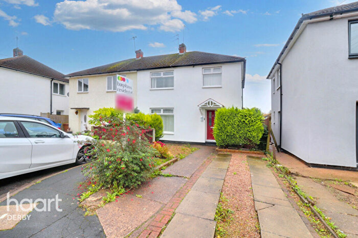 3 Bedroom Semi-Detached House For Sale In Norwood Close, Derby, DE22