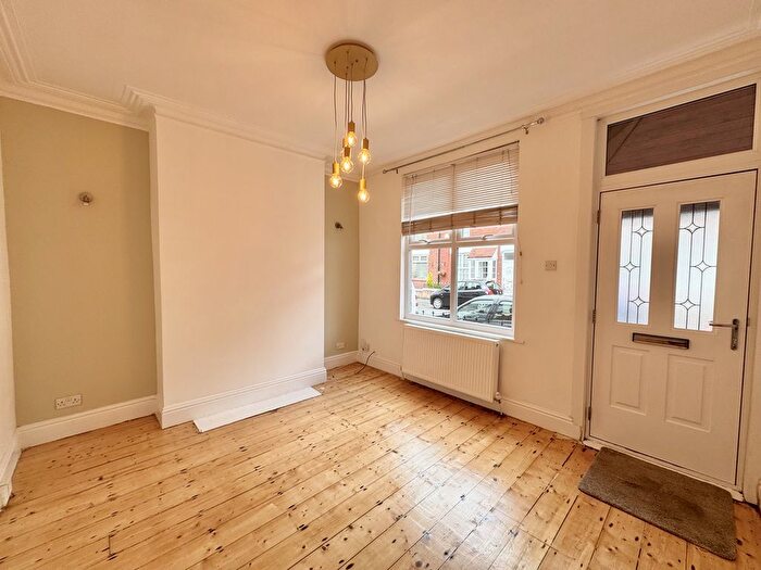 2 Bedroom Terraced House To Rent In Grimshaw Street, Stockport, SK1