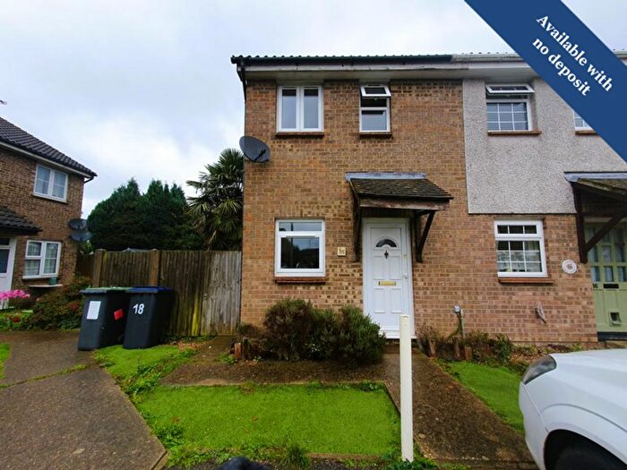 2 Bedroom End Of Terrace House To Rent In Rye Walk, Herne Bay, CT6