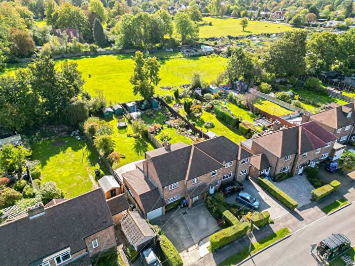 5 Bedroom Semi-detached House For Sale In Shelton Avenue, Warlingham, CR6
