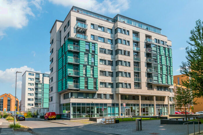 1 Bedroom Flat To Rent In Ingram Street, Leeds City Centre, LS11