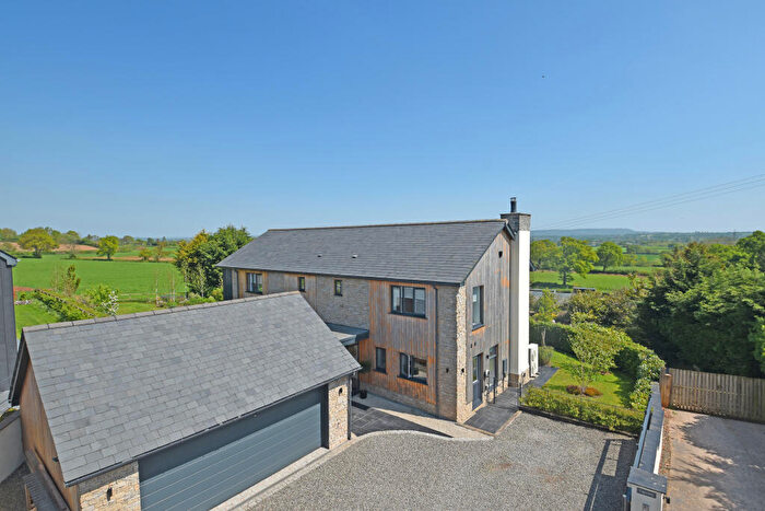 4 Bedroom Detached House For Sale In Rural Cullompton, EX15