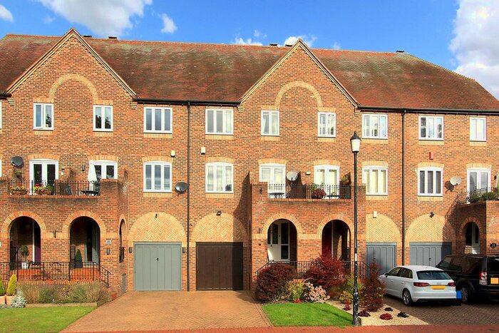 4 Bedroom Town House To Rent In Southwell Riverside, Bridgnorth, WV16