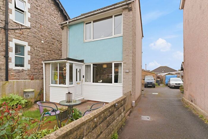 2 Bedroom Detached House For Sale In Ashcombe Park Road, Weston-Super-Mare, BS23