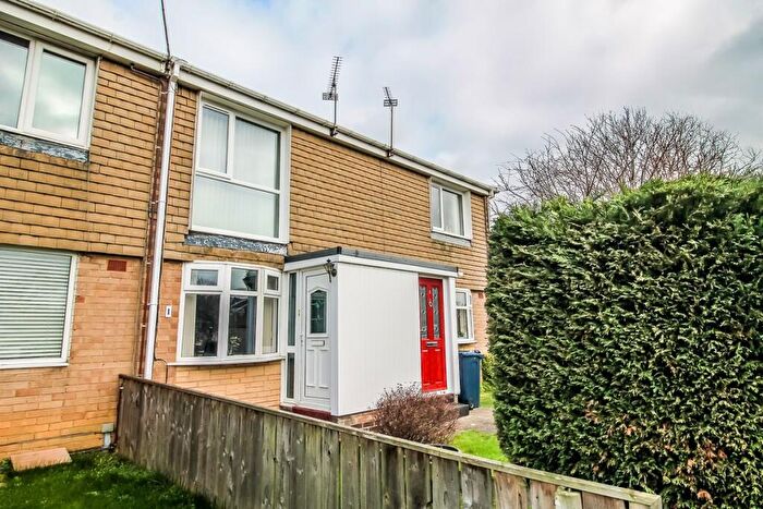 2 Bedroom Flat For Sale In Mardale, Albany, Washington, NE38