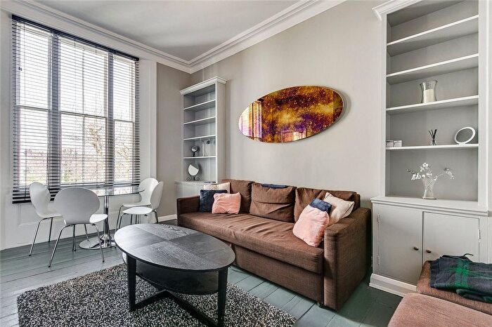 2 Bedroom Flat To Rent In Ladbroke Grove, London, W11