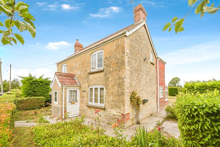 3 Bedroom Detached House For Sale In Blackland Crossroads, Blackland, Calne, SN11