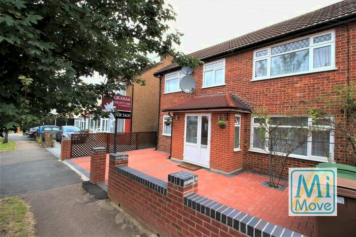 3 Bedroom Semi-Detached House To Rent In Rosehill Avenue, Sutton SM1