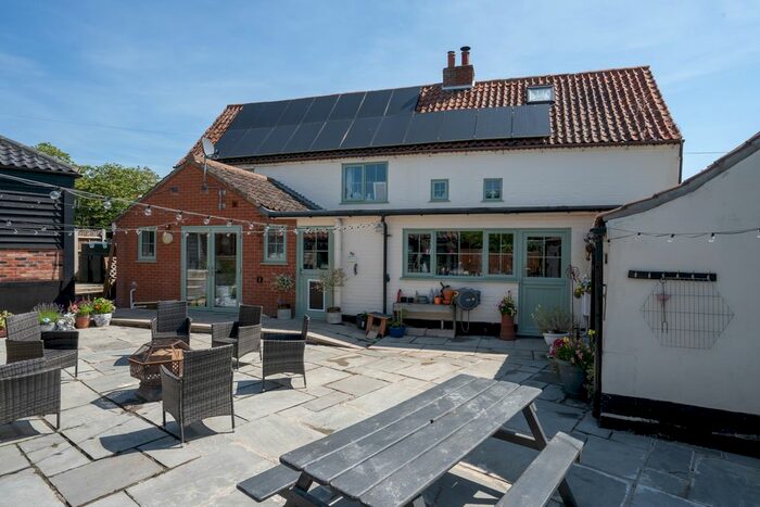 5 Bedroom Detached House For Sale In The Street, Aldeby, Beccles, NR34