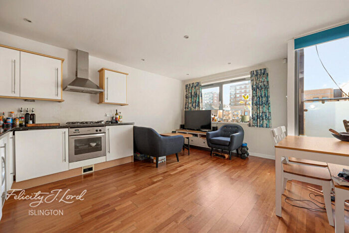 2 Bedroom Mews For Sale In Culford Mews, London, N1