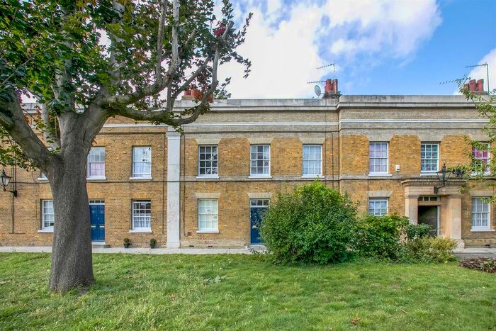 1 Bedroom Studio To Rent In Caroline Gardens, Asylum Road, London, SE15