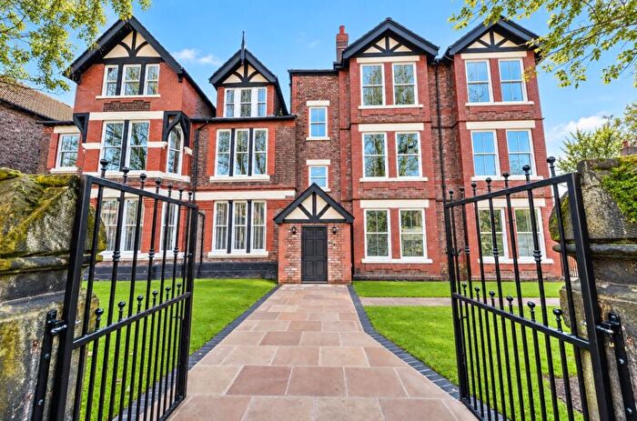 2 Bedroom Flat For Sale In Sandringham Drive, Aigburth, L17