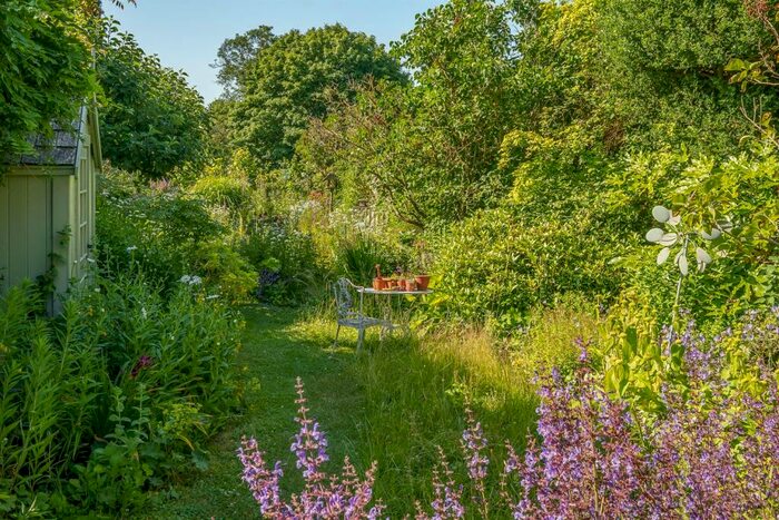 2 Bedroom Detached House For Sale In Church Street, Amberley, West Sussex, BN18