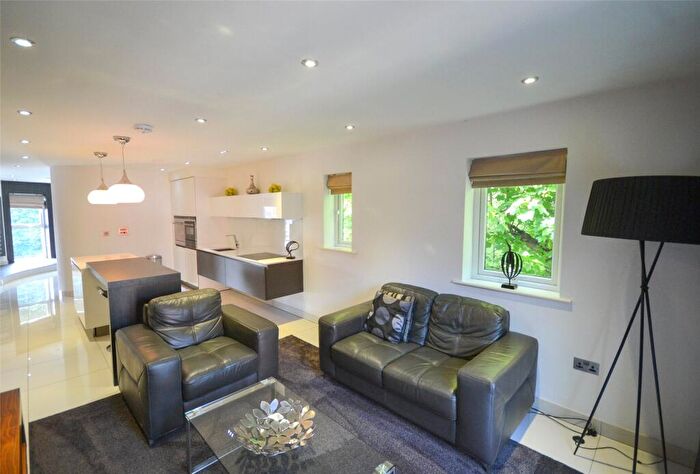 1 Bedroom Flat To Rent In Victoria Apartments, Heaton Park View, Newcastle Upon Tyne, NE6