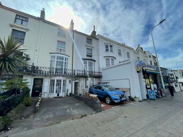 2 Bedroom Flat To Rent In Richmond Place, Brighton, East Sussex, BN2