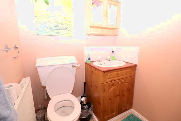 6 Bedroom Terraced House To Rent In Manor Street, Heath, CF14