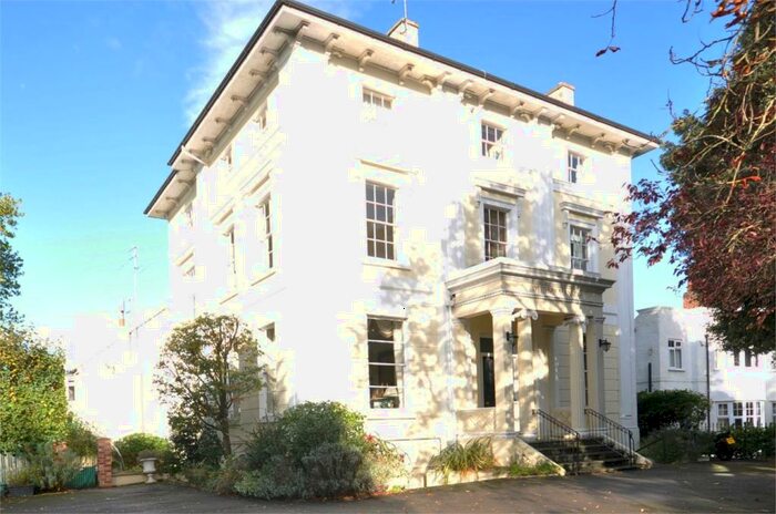 3 Bedroom Apartment To Rent In Albert Road, Cheltenham, GL52