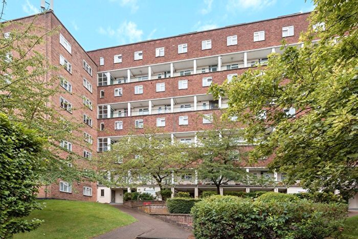 2 Bedroom Flat For Sale In Anerley Road, London, SE20