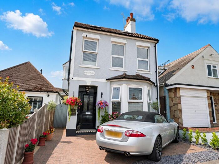 4 Bedroom Detached House For Sale In Church Road, Hadleigh, Essex, SS7