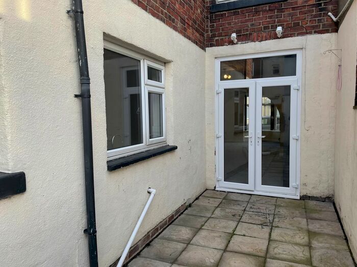 3 Bedroom End Of Terrace House To Rent In Collingwood St, Coundon, Durham, DL14
