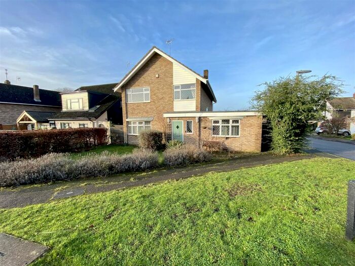 4 Bedroom Detached House To Rent In Barton-Le-Clay, MK45