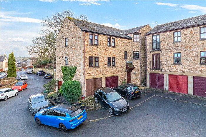 2 Bedroom Flat For Sale In Ridleys Fold, Addingham, Ilkley, West Yorkshire, LS29