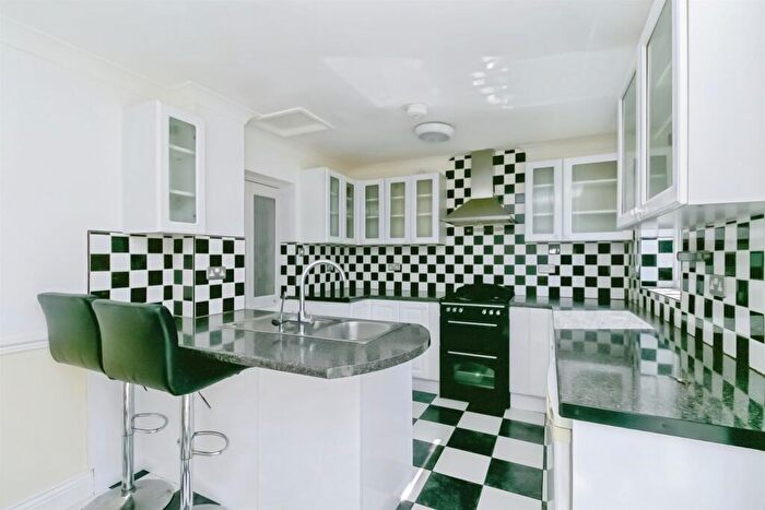 3 Bedroom House To Rent In Tydfil Street, CF63