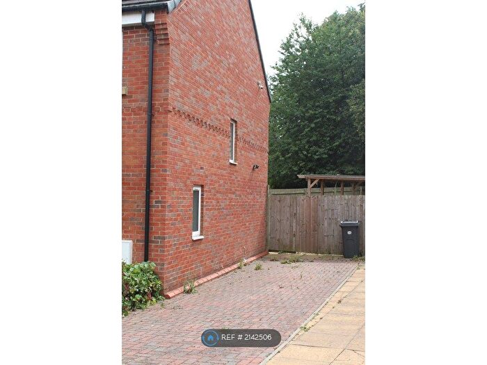 2 Bedroom Semi Detached House To Rent In Meden Avenue, Mansfield, NG19