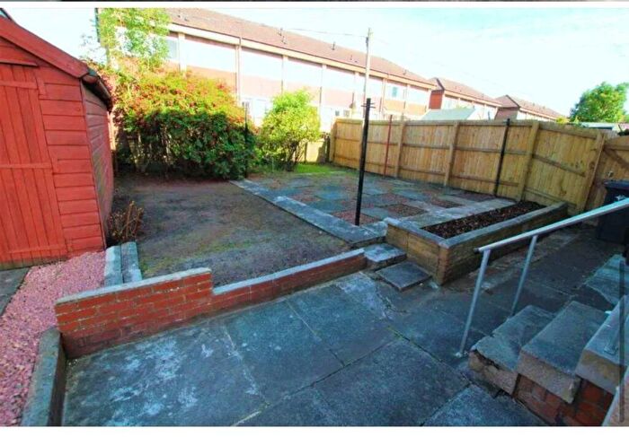 3 Bedroom End Of Terrace House For Sale In Greenlaw, Wishaw, ML2