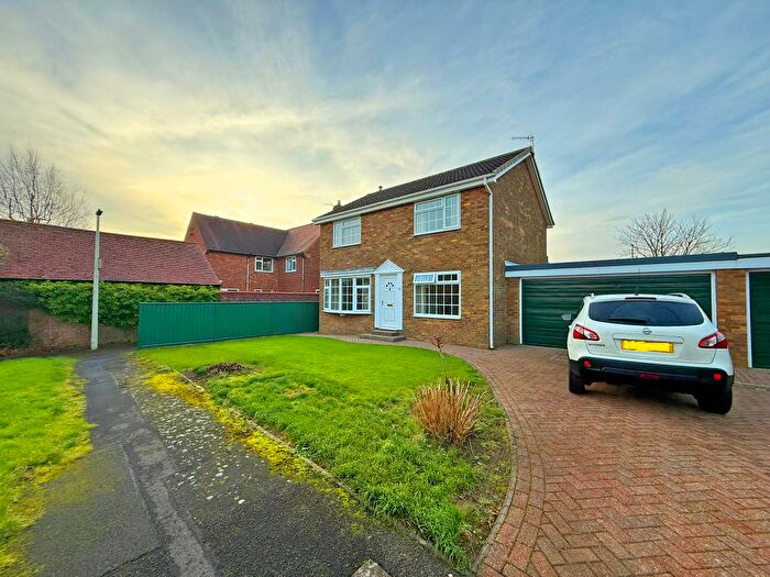 4 Bedroom Detached House For Sale In Northfield Way, Scalby, Scarborough, YO13