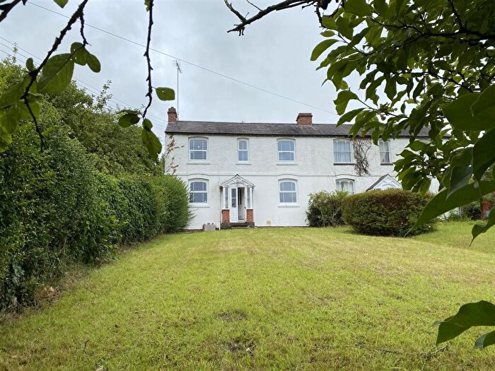 3 Bedroom Semi-Detached House To Rent In Drayton Road, Belbroughton, Stourbridge, DY9