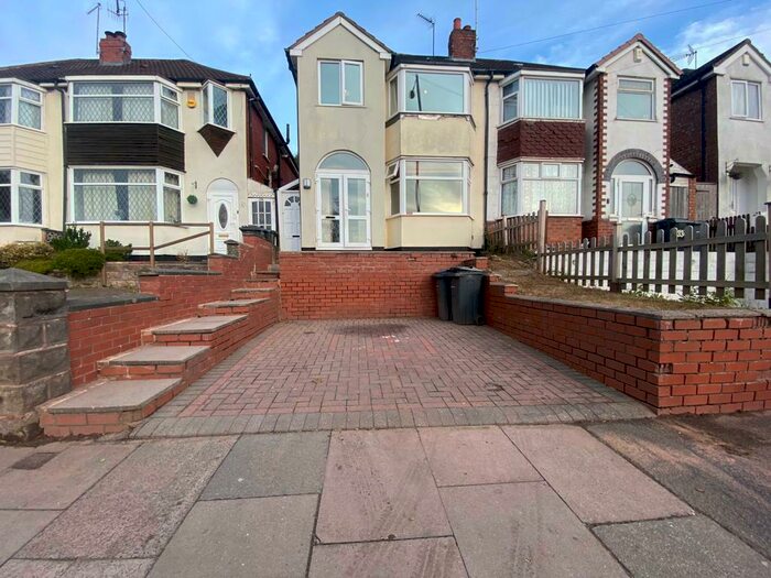 3 Bedroom House To Rent In Old Walsall Road, Birmingham, B42