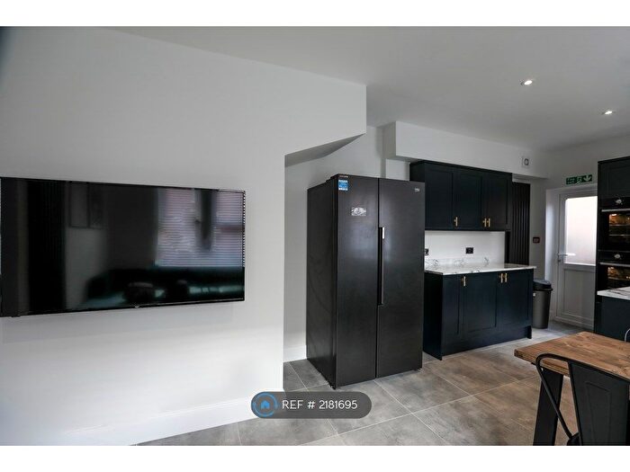 6 Bedroom Terraced House To Rent In Connaught Road, Liverpool, L7