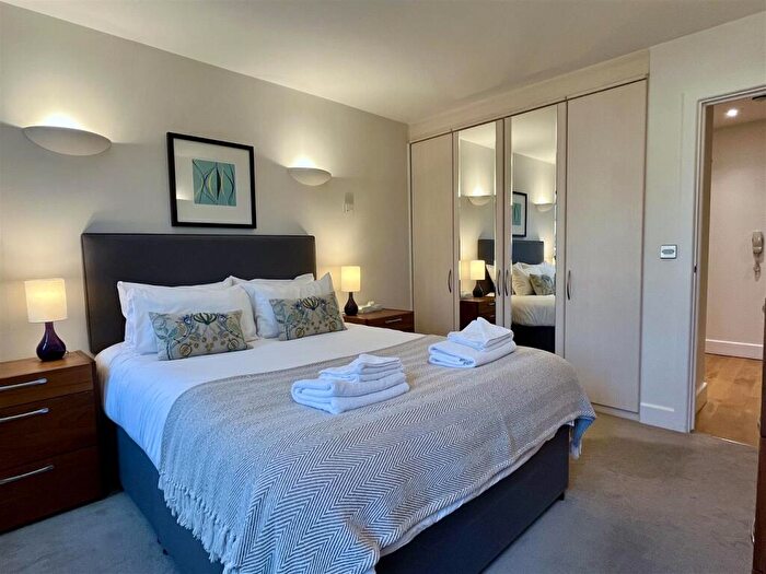 1 Bedroom Apartment To Rent In Chesterton Road, Cambridge, CB4
