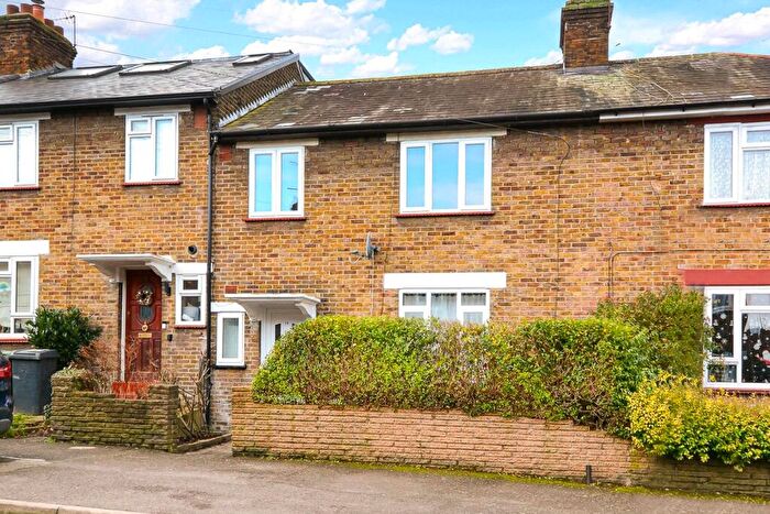 3 Bedroom Terraced House To Rent In Holmes Avenue, Walthamstow, London, E17
