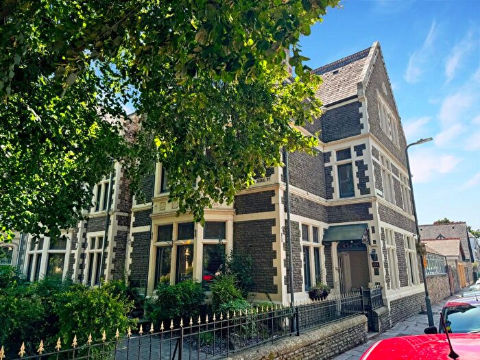 Studio To Rent In Cathedral Road, Cardiff, CF11