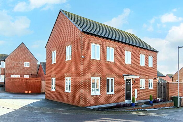 4 Bedroom Detached House For Sale In Ivatt Avenue, Wellingborough, NN8