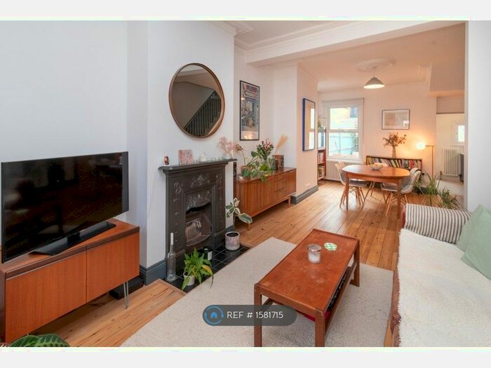 2 Bedroom Terraced House To Rent In London, London, SE15