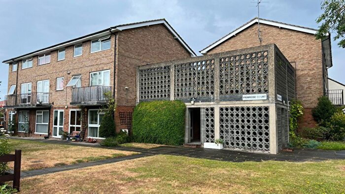 3 Bedroom Flat To Rent In Chiltern Road, Dunstable, LU6