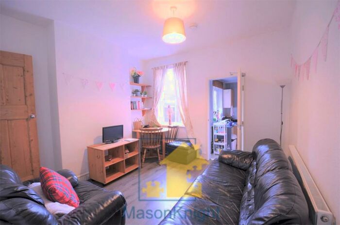 3 Bedroom Terraced House To Rent In Student Property - Selly Oak, Birmingham, B29
