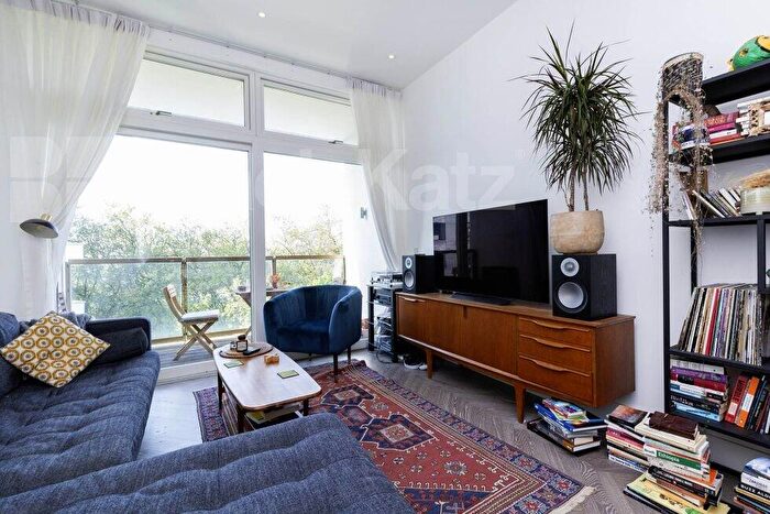 2 Bedroom Flat To Rent In Market Road, Caledonian Road, N7