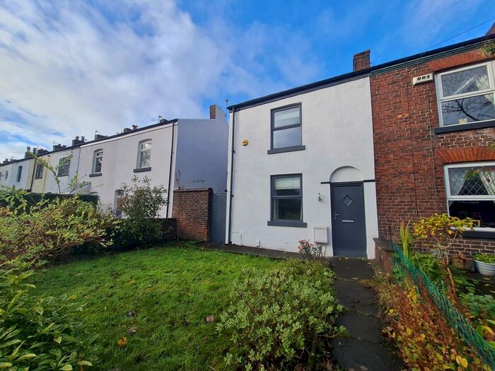 2 Bedroom Terraced House To Rent In Moss Lane, Whitefield, Manchester, M45