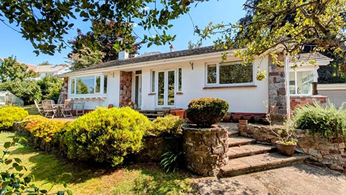 3 Bedroom Detached Bungalow For Sale In Brook Lane, Shaldon, TQ14