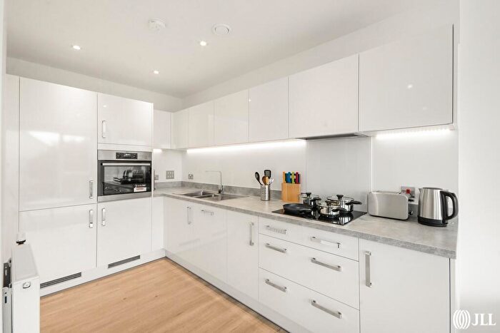 1 Bedroom Flat To Rent In Explorers Wharf, Thomas Road, E14