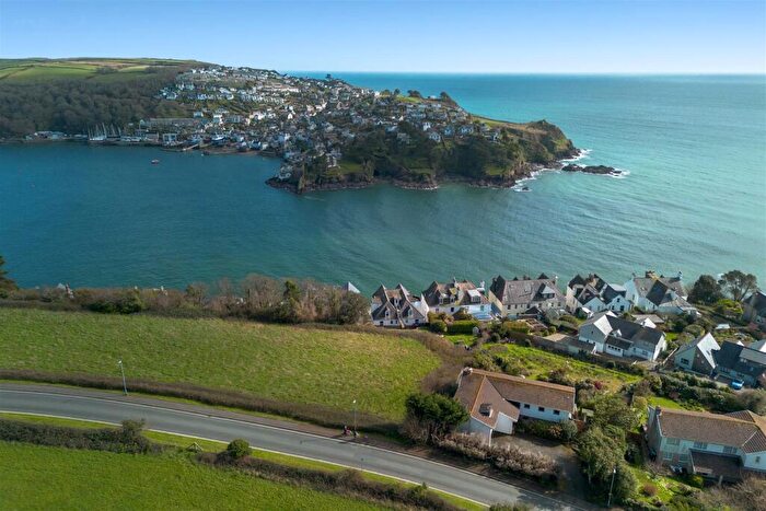 4 Bedroom Detached House For Sale In Hanson Drive, Fowey, PL23
