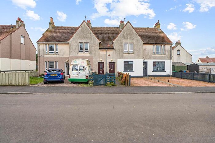 3 Bedroom Maisonette For Sale In Queen Margaret Street, KY10