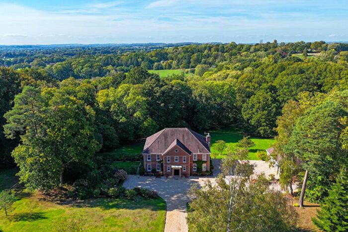 5 Bedroom Detached House For Sale In Danes Road, Awbridge, Romsey, SO51