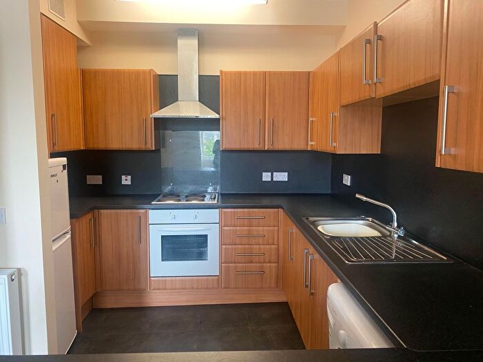 2 Bedroom Flat To Rent In High Street, Dundee, DD1