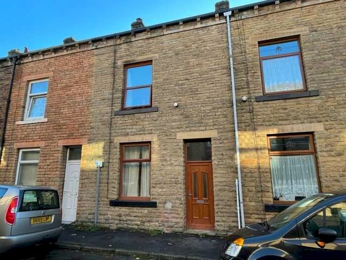 2 Bedroom House To Rent In Industrial Street, Todmorden, West Yorkshire, OL14