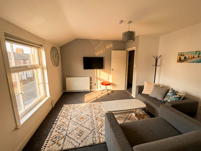4 Bedroom Flat To Rent In Flat Thomas Place - House Share, Arboretum, East Midlands, NG7